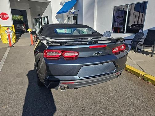 2023 Chevrolet Camaro RWD Convertible LT1