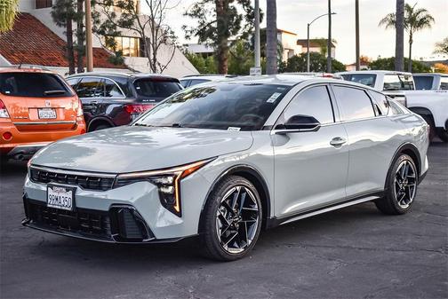 2025 Kia K4 GT-Line