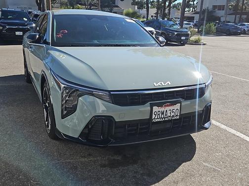 2025 Kia K4 GT-Line