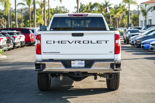 Summit White 2026 Chevrolet Silverado 2500 LT