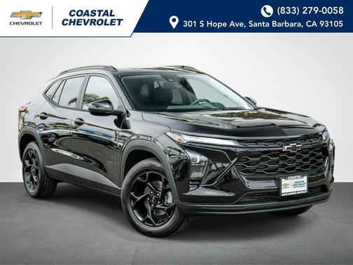 Mosaic Black Metallic 2026 Chevrolet Trax LT