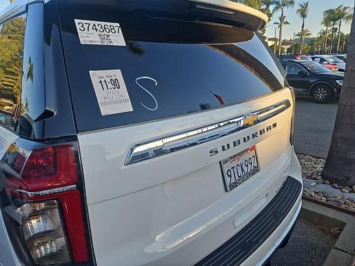 2023 Chevrolet Suburban Premier