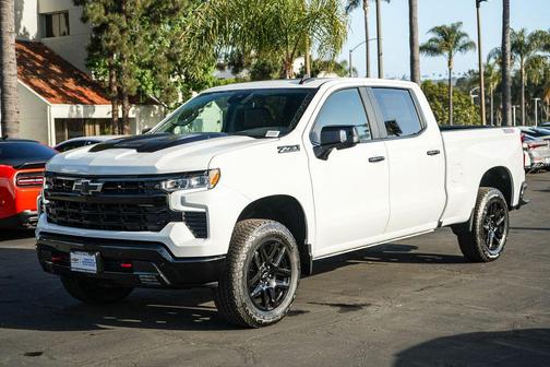Summit White 2026 Chevrolet Silverado 1500 LT Trail Boss