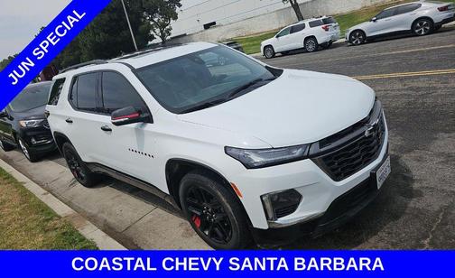 Summit White 2023 Chevrolet Traverse Premier