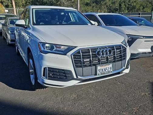 2022 Audi Q7 45 Premium
