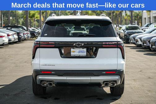 Summit White 2026 Chevrolet Traverse LT