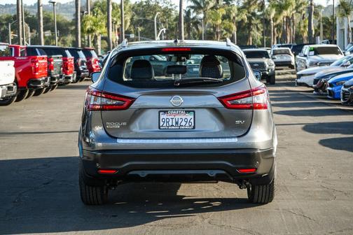 Gun Metallic 2020 Nissan Rogue Sport SV