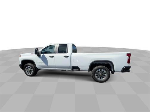 2025 Chevrolet Silverado 2500 Custom