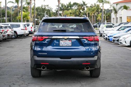 Northsky Blue Metallic 2023 Chevrolet Traverse LT Cloth