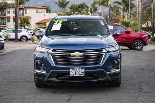 Northsky Blue Metallic 2023 Chevrolet Traverse LT Cloth