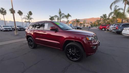 2020 Jeep Grand Cherokee Altitude