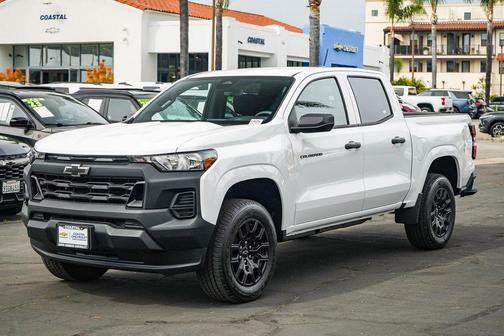 Summit White 2026 Chevrolet Colorado WT