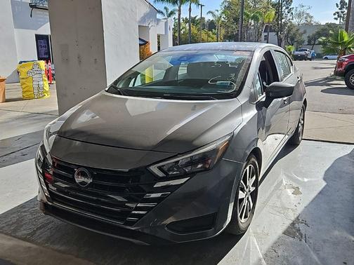 2025 Nissan Versa 1.6 SV