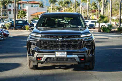 Mosaic Black Metallic 2026 Chevrolet Traverse AWD Z71