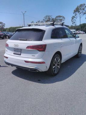 White 2023 Audi Q5 45 S line Premium Plus
