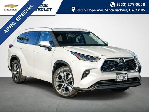 Wind Chill Pearl 2022 Toyota Highlander XLE