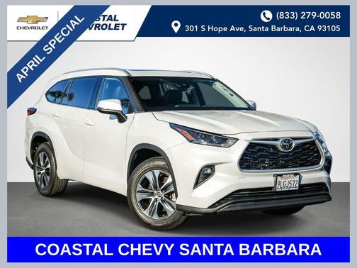 Wind Chill Pearl 2022 Toyota Highlander XLE