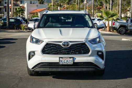 Wind Chill Pearl 2022 Toyota Highlander XLE