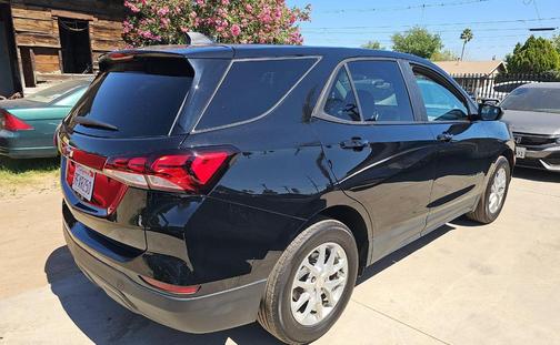Mosaic Black Metallic 2023 Chevrolet Equinox LS