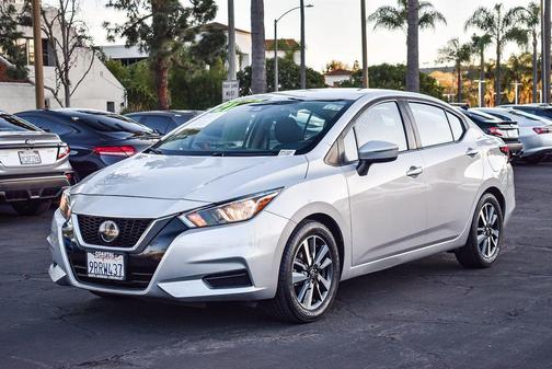 2021 Nissan Versa 1.6 SV