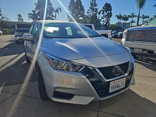 2021 Nissan Versa 1.6 SV