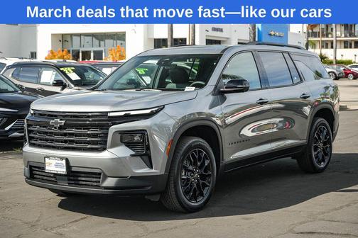 Sterling Gray Metallic 2026 Chevrolet Traverse LT