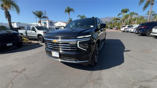 2025 Chevrolet Suburban LT