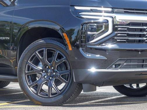 2025 Chevrolet Suburban Premier