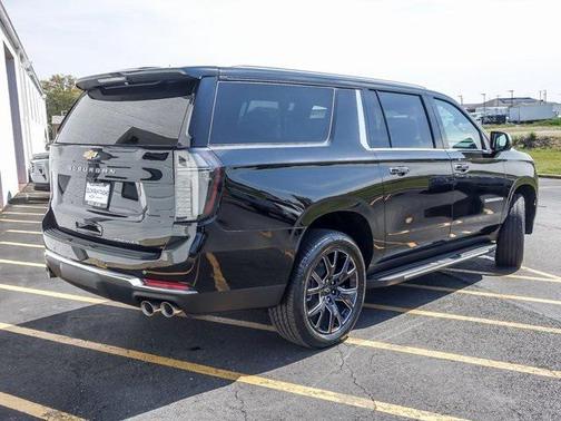 2025 Chevrolet Suburban Premier