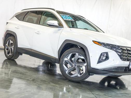 White Pearl 2024 Hyundai TUCSON Limited