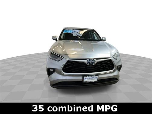 2022 Toyota Highlander Hybrid LE