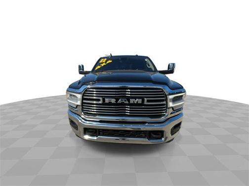 2022 RAM 2500 Laramie Crew Cab 4x4 6'4' Box