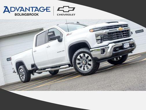 Summit White 2026 Chevrolet Silverado 2500 LT