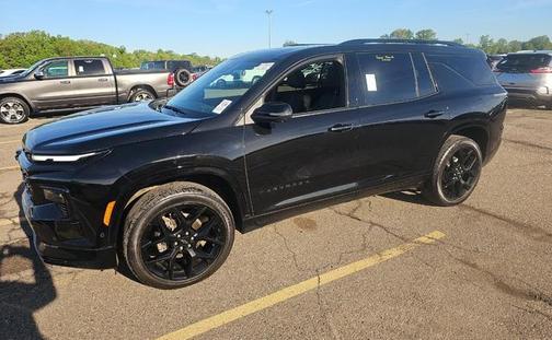 Mosaic Black Metallic 2024 Chevrolet Traverse RS