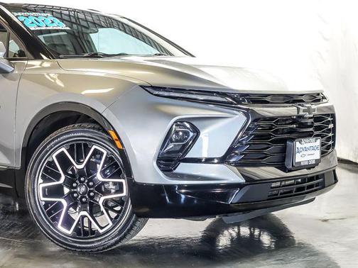 Sterling Gray Metallic 2023 Chevrolet Blazer RS