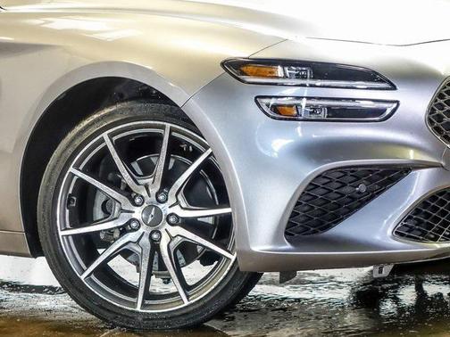 2022 Genesis G70 2.0T AWD