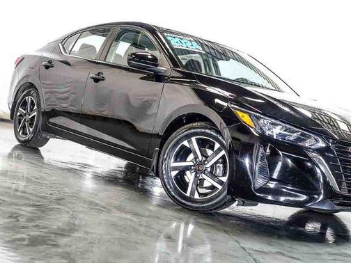 Super Black 2024 Nissan Sentra SV