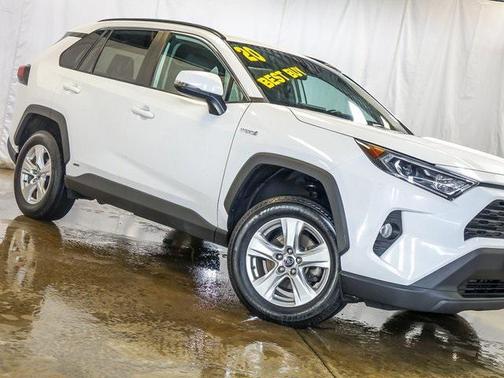2020 Toyota RAV4 Hybrid XLE