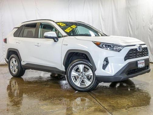 2020 Toyota RAV4 Hybrid XLE