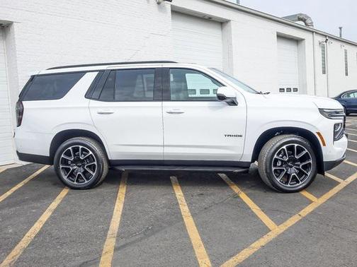 2026 Chevrolet Tahoe 4WD RST