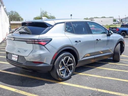 2025 Chevrolet Equinox EV RS