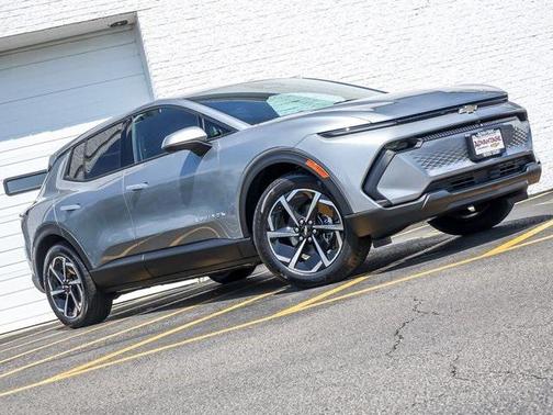2025 Chevrolet Equinox EV RS