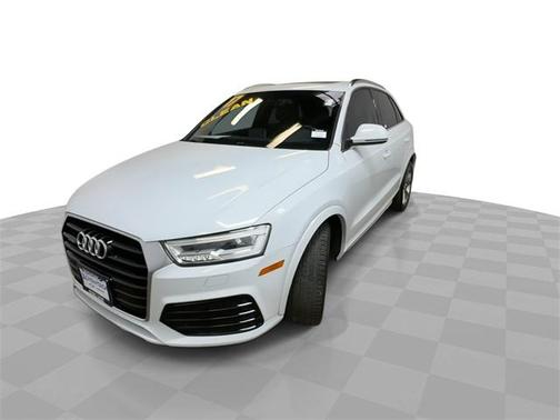 2017 Audi Q3 2.0T Prestige