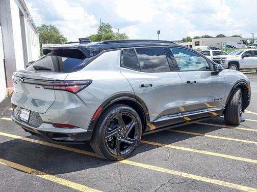 2025 Chevrolet Equinox EV RS