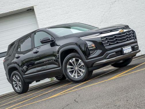 Mosaic Black Metallic 2026 Chevrolet Equinox 1LT