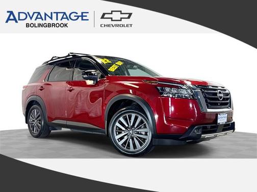 2022 Nissan Pathfinder SL 2WD