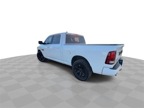 2017 RAM 1500 Night Crew Cab 4x4 6'4' Box