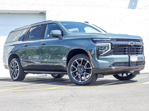 Cypress Gray 2026 Chevrolet Suburban RST