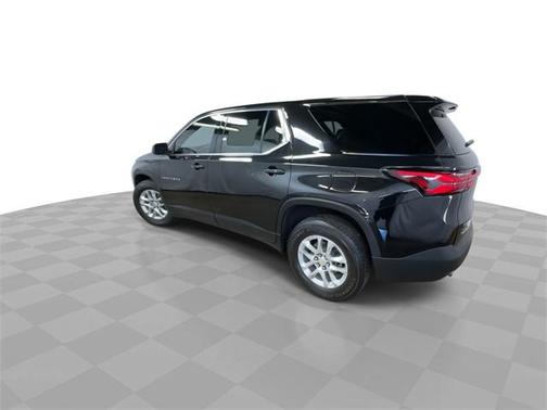 2022 Chevrolet Traverse LS