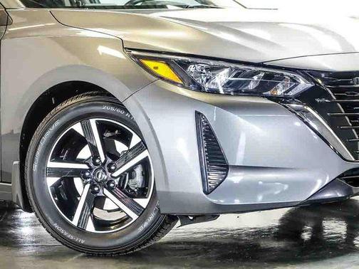 Gun Metallic 2024 Nissan Sentra SV
